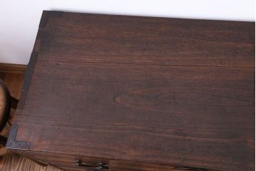 アンティーク家具　古民具・骨董　シンプルな時代箪笥ローボード(1)