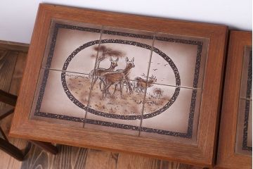 ヴィンテージ家具　天板タイル　北欧ビンテージ　バンビのネストテーブル