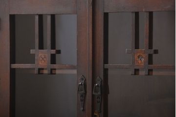 アンティーク家具　アンティーク　栓材でできた和風な本箱