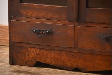 アンティーク家具　アンティーク　栓材でできた和風な本箱