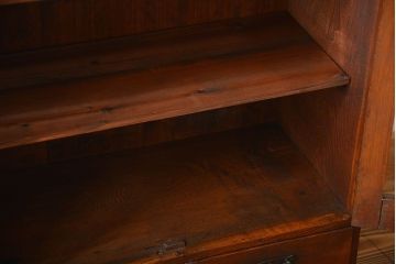 アンティーク家具　アンティーク　栓材でできた和風な本箱