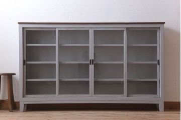 アンティーク家具　アンティークペイント　脚付き!薄型サイドキャビネット(サイドボード)