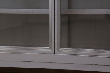 アンティーク家具　アンティークペイント　脚付き!薄型サイドキャビネット(サイドボード)