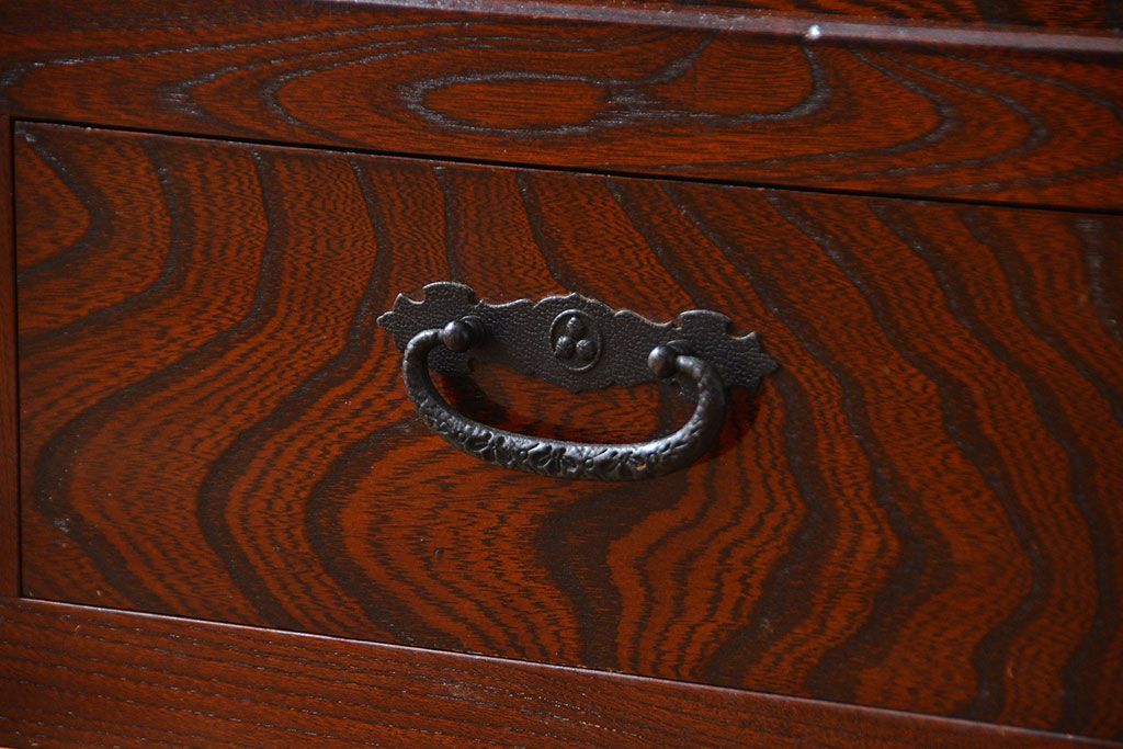 中古　欅の木目が美しい水屋箪笥(1)