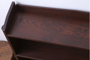 アンティーク家具　アンティーク　背の低い楔(くさび)式本棚