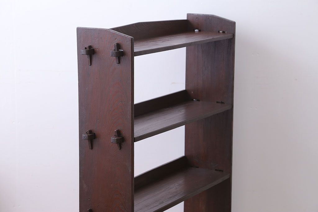 アンティーク家具　アンティーク　背の低い楔(くさび)式本棚