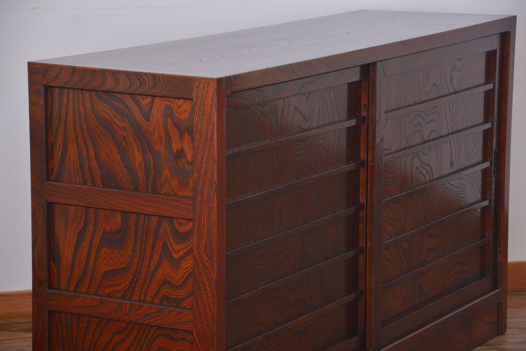 中古　欅の木目が美しい水屋箪笥(2)