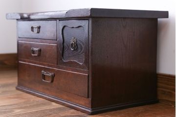 アンティーク家具　古民具・骨董　かわいい小引き出し