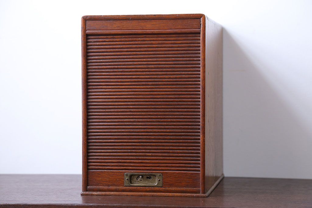 レトロ家具　昭和レトロ　ナラ材　シャッター付き小引き出し