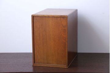 レトロ家具　昭和レトロ　ナラ材　シャッター付き小引き出し
