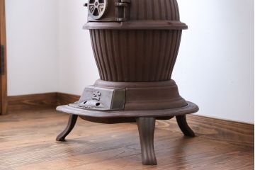 昭和レトロ　古いダルマストーブ