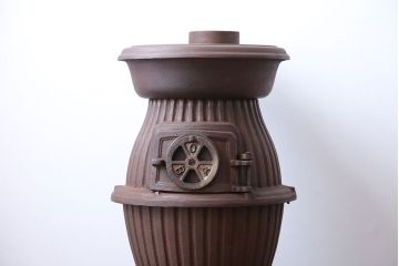昭和レトロ　古いダルマストーブ