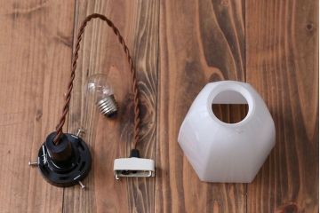 昭和レトロ　六角ガラスシェード照明