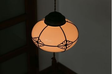 飾り房付き　銅巻　モダンな電笠