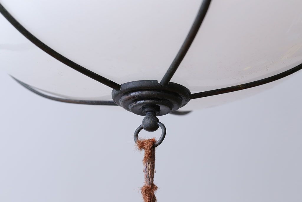 飾り房付き　銅巻　モダンな電笠