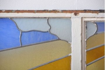 イギリスアンティーク　綺麗なステンドグラス窓