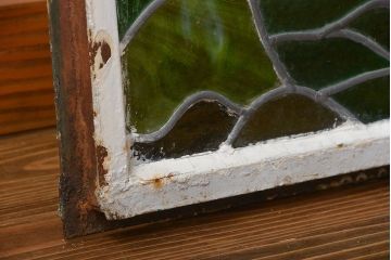 イギリスアンティーク　綺麗なステンドグラス窓