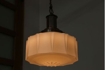 イギリスアンティーク　上品なガラス照明