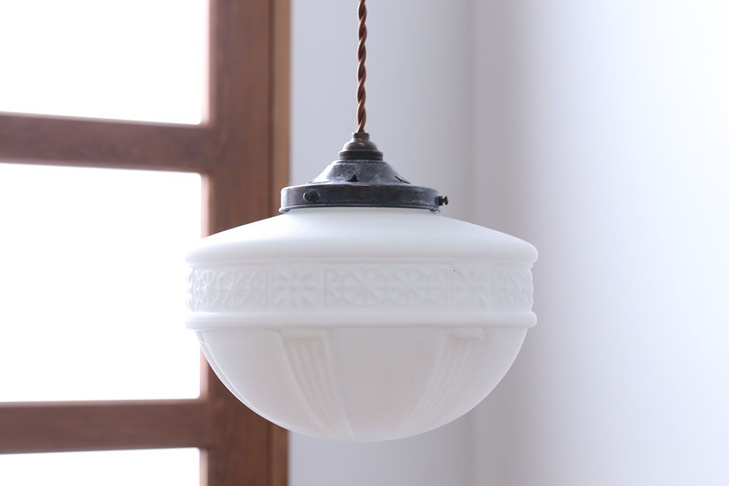 昭和レトロ　陽刻ガラス照明(1)