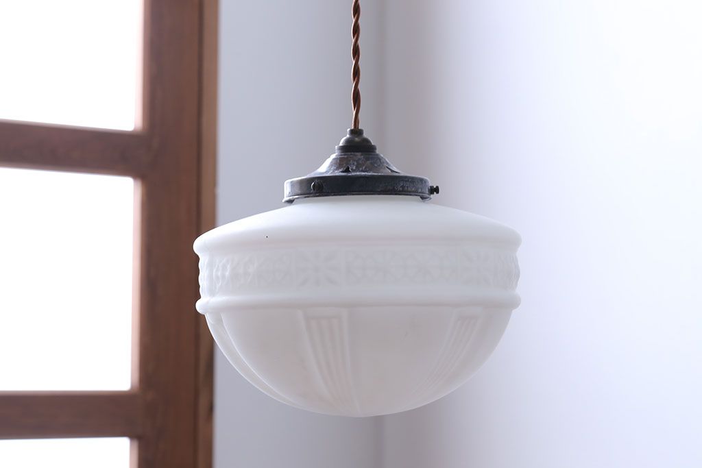 昭和レトロ　陽刻ガラス照明(2)