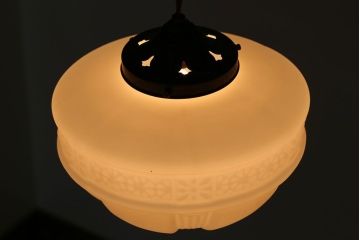 昭和レトロ　陽刻ガラス照明(2)