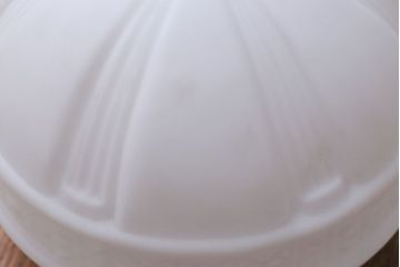 昭和レトロ　陽刻ガラス照明(2)