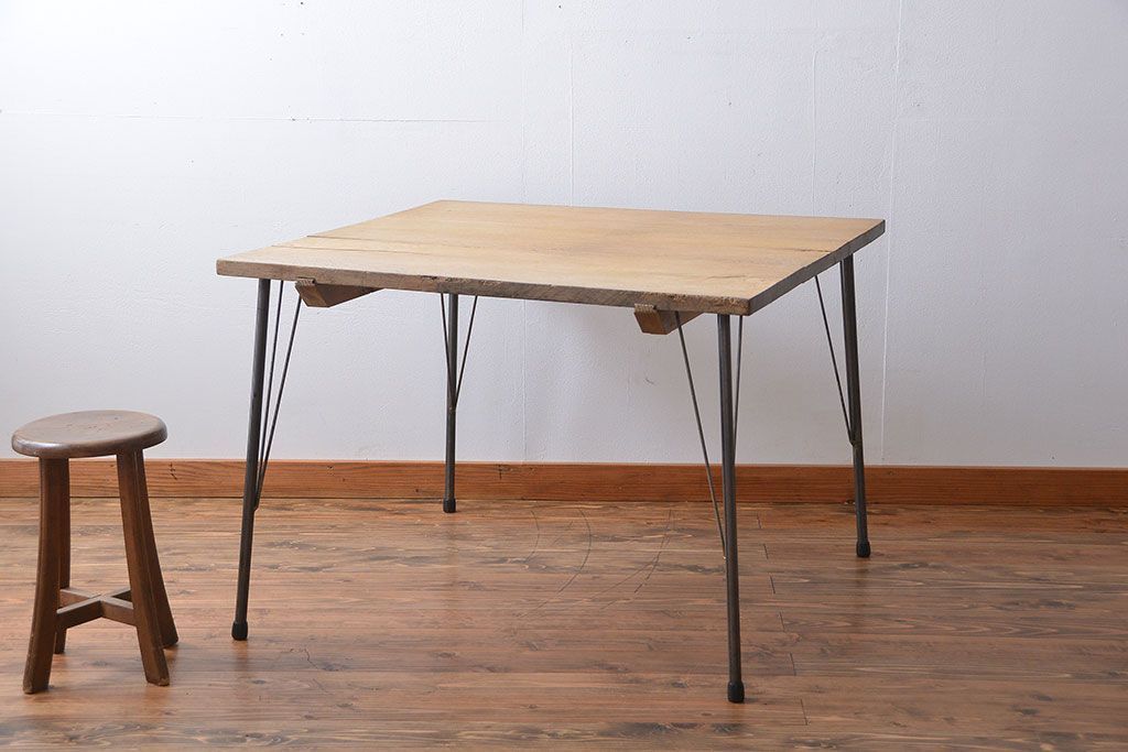 アンティーク家具　アンティーク　天板ナラ材!鉄脚テーブル