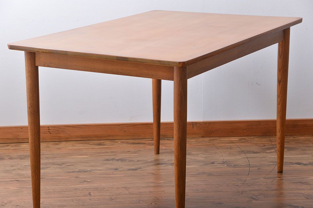 中古　日本楽器(ヤマハ製)　ダイニングテーブル