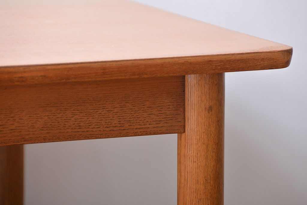 中古　日本楽器(ヤマハ製)　ダイニングテーブル