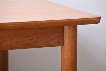 中古　日本楽器(ヤマハ製)　ダイニングテーブル