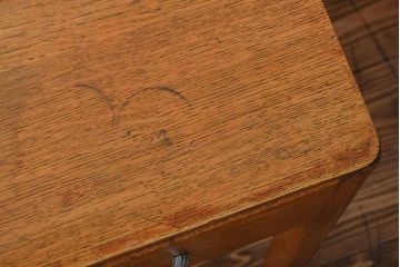 アンティーク家具　イギリスアンティーク　オーク材　引き出し付きデスク