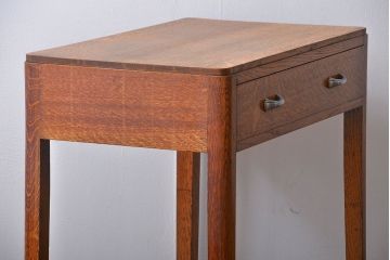 アンティーク家具　イギリスアンティーク　オーク材　引き出し付きデスク