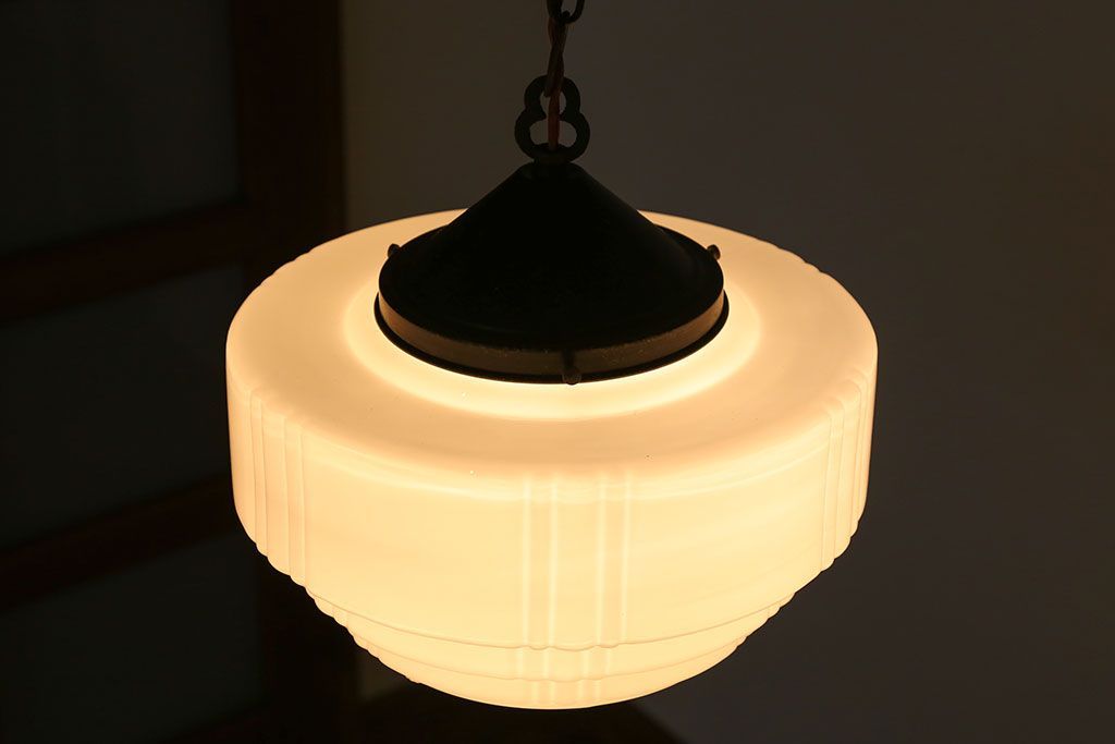 昭和レトロ　ガラスシェード照明