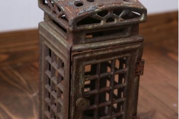 アンティーク雑貨　フランスアンティーク　重厚でお洒落なランタン