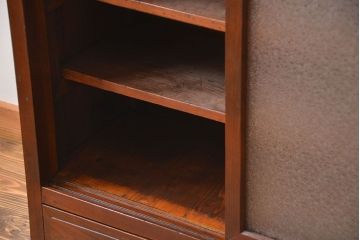 レトロ家具　昭和レトロ　前面栗材　ダイヤガラス入り収納棚(2)