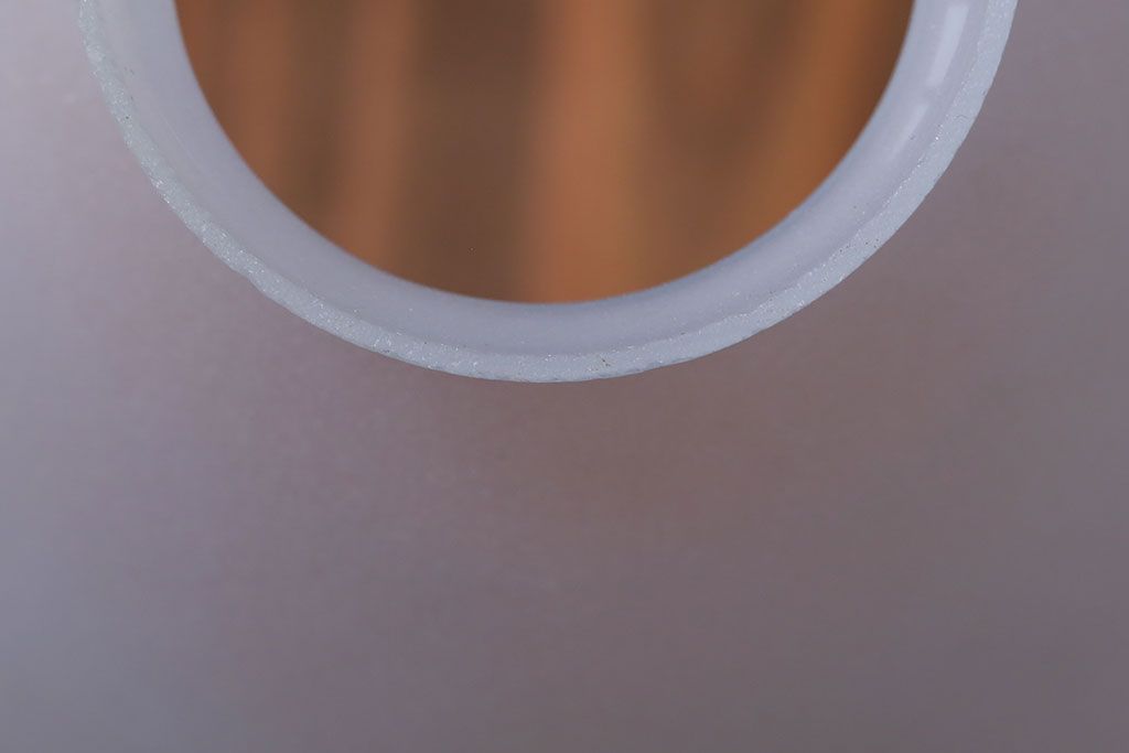 オパールセントガラスのエッチングシェード照明