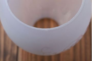 オパールセントガラスのエッチングシェード照明