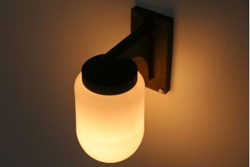 昭和レトロ　シンプルな壁掛け照明