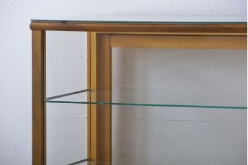 レトロ家具　昭和レトロ　ナラ材!脚付きガラスケース