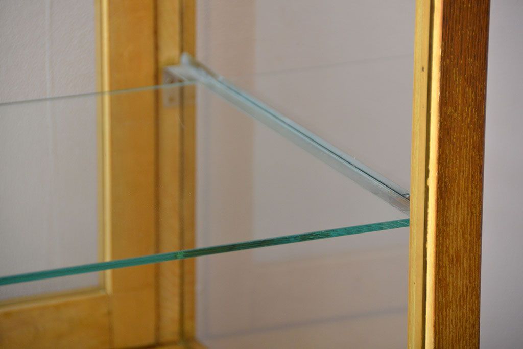 レトロ家具　昭和レトロ　ナラ材!脚付きガラスケース