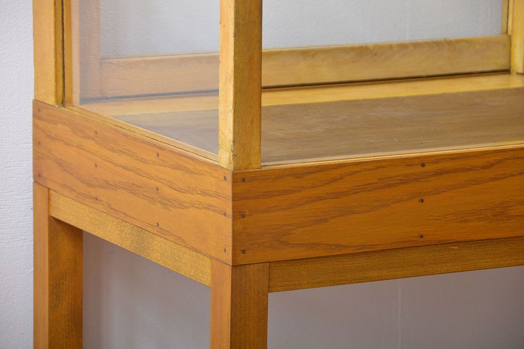 レトロ家具　昭和レトロ　ナラ材!脚付きガラスケース