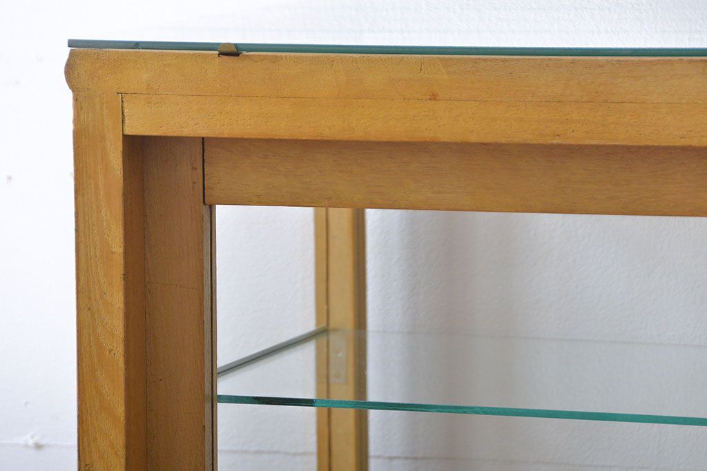 レトロ家具　昭和レトロ　ナラ材!脚付きガラスケース