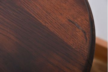 アンティーク家具　イギリスアンティーク　オーク材　猫脚のサイドテーブル