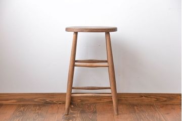 アンティーク家具　イギリスアンティーク　お洒落なハイスツール(1)