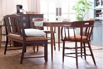 レトロ家具　イギリスアンティーク　レトロなアームチェア(2)