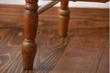 レトロ家具　イギリスアンティーク　レトロなアームチェア(2)