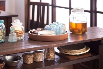アンティーク家具　アンティーク　シンプルな横長テーブル(作業台)(2)