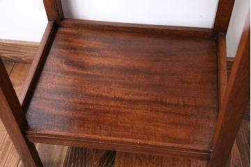 アンティーク家具　イギリスアンティーク　引き出し付きサイドテーブル