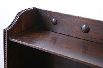 アンティーク家具　 イギリスアンティーク　上品なブックシェルフ