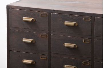 アンティーク家具　アンティーク　ネームプレート付き　14杯引き出し